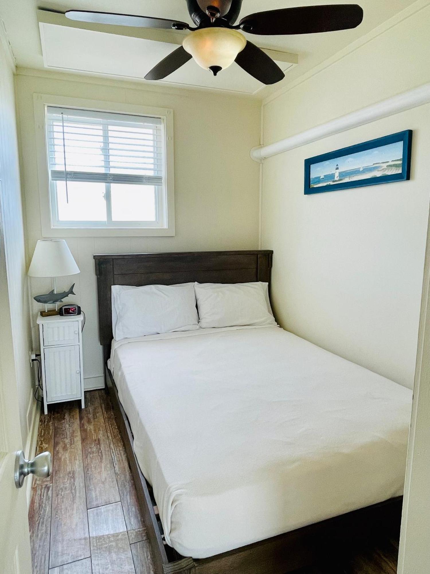 The Garlands Motel เดนนิสพอร์ต ห้อง รูปภาพ